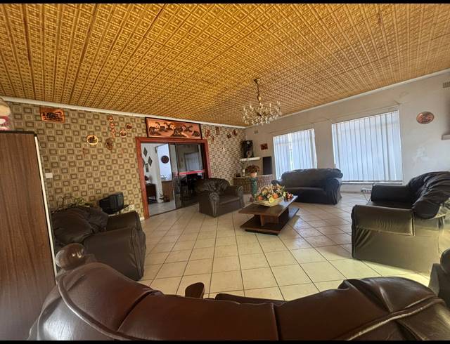 3 BEDROOM HOUSE FOR SALE IN STEEL PARK